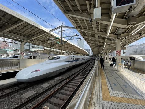 東京駅から新潟駅 新幹線 料金：旅の価値は時間とコストのバランスで決まる